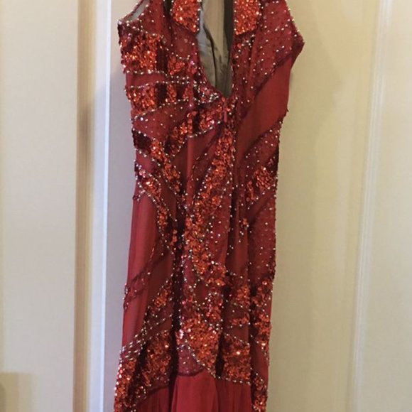 Red Dress With Silver Sequins - Picture 5 of 6